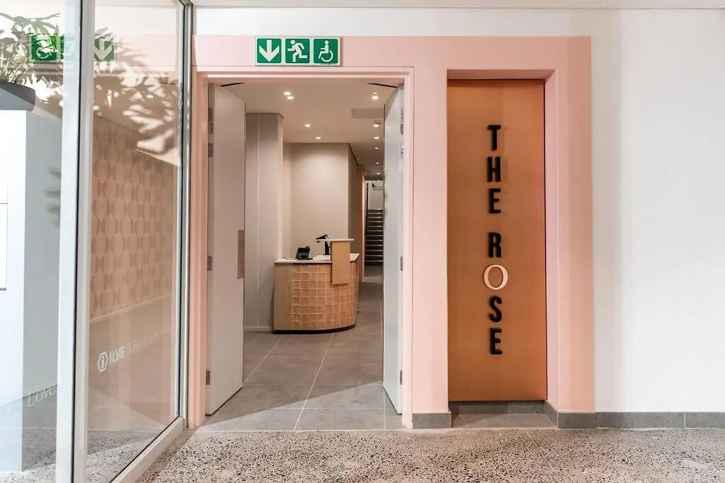The Rose 408: Central City Studio Apartment Cape Town