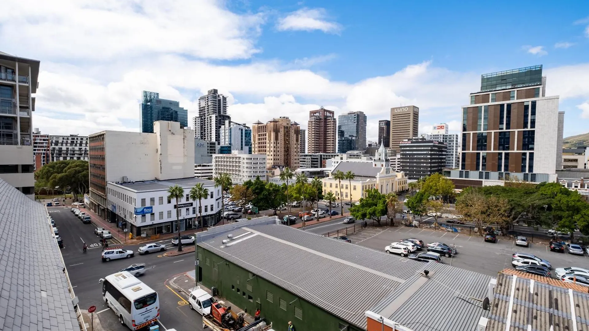 The Rose 408: Central City Studio Apartment Cape Town